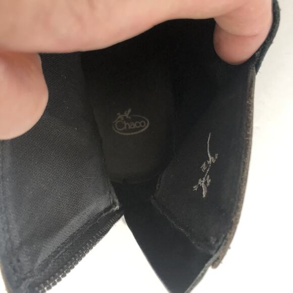 CHACO Fossil Ankle Boots Women’s 7.5 Black Leather Tassel Back Zip Stacked Heel - Picture 15 of 16